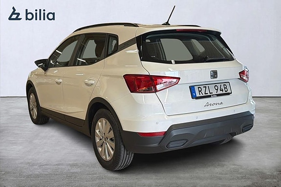 Seat Arona 2 of 20