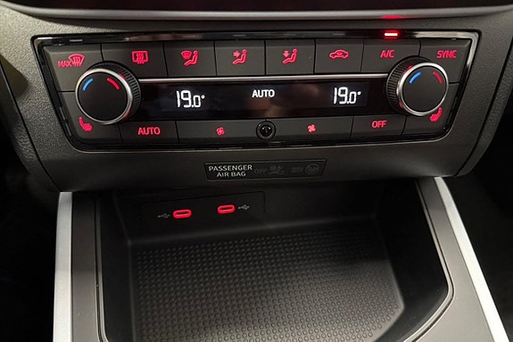 Seat Arona 14 of 20