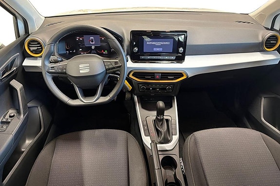 Seat Arona 9 of 20