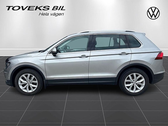 Volkswagen Tiguan 6 of 23
