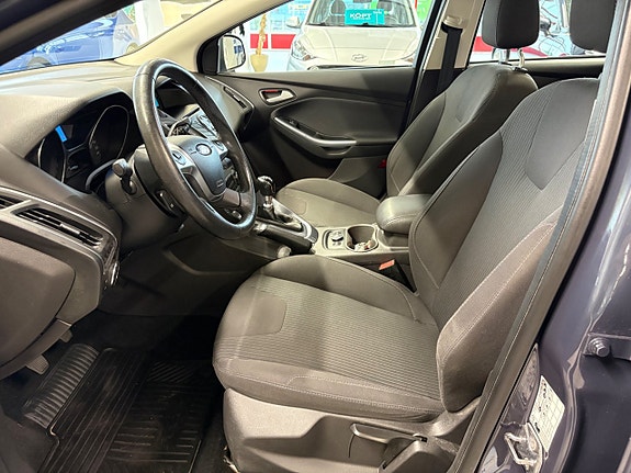 Ford Focus 8 of 11