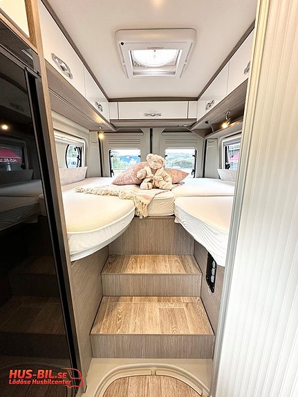 Pössl Roadcruiser / 180hk / Litium / 2 x solpanel 8 of 23