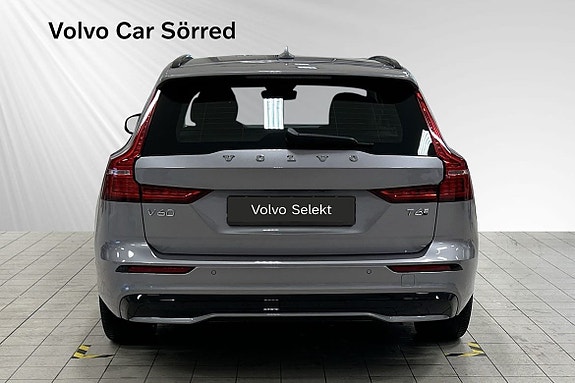 Volvo V60 10 of 14
