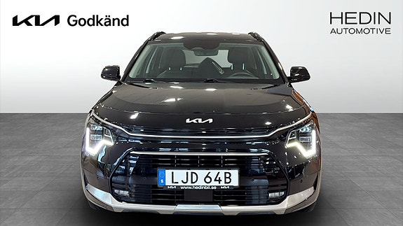 Kia Niro 2 of 12