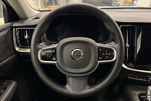 Volvo V60 11 of 18