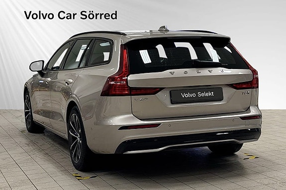 Volvo V60 3 of 18