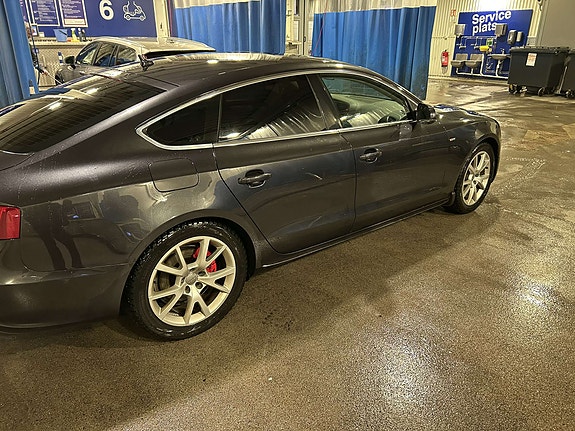 Audi A5 3 of 5