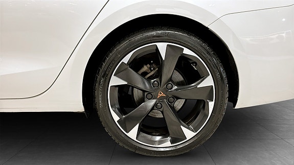 Cupra Leon 6 of 12