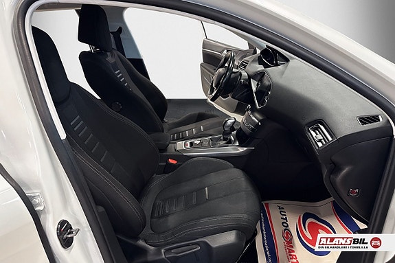 Peugeot 308 SW 8 of 10