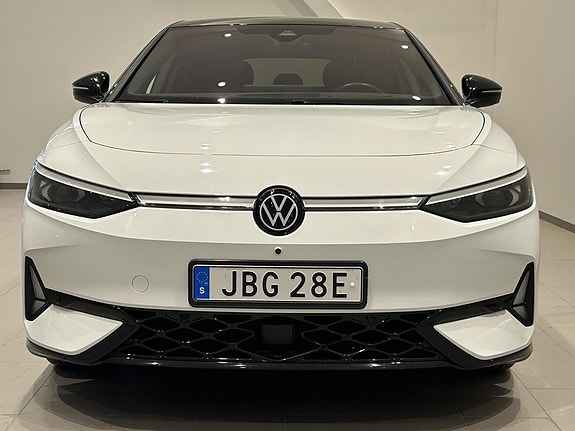 Volkswagen ID.7 3 of 27