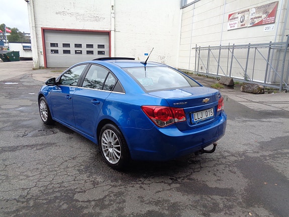 Chevrolet Cruze 5 of 9