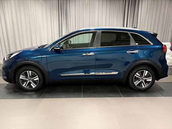 Kia Niro 2 of 17