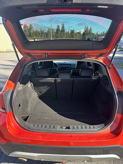 BMW X1 8 of 8