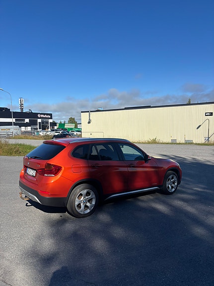 BMW X1 4 of 8