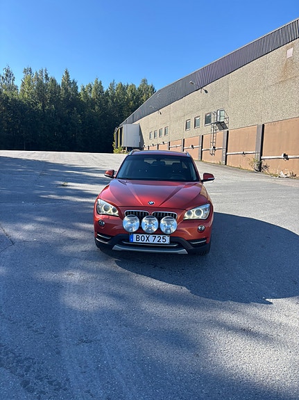BMW X1 2 of 8