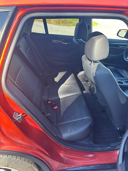 BMW X1 7 of 8
