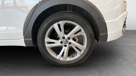 Volkswagen Taigo 7 of 13