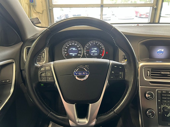 Volvo S60 18 of 25