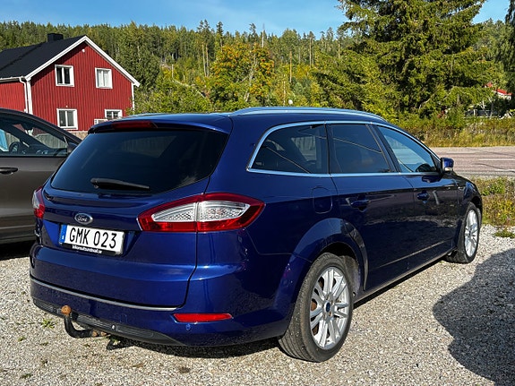 Ford Mondeo 2 of 8