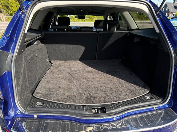 Ford Mondeo 8 of 8