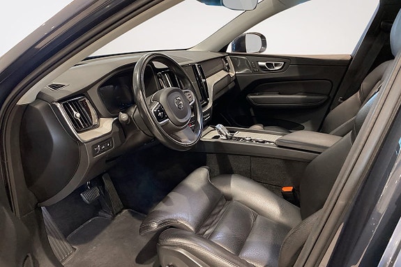 Volvo XC60 6 of 15