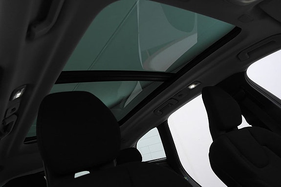 Volvo XC60 26 of 30