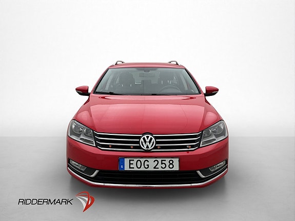Volkswagen Passat 2 of 29