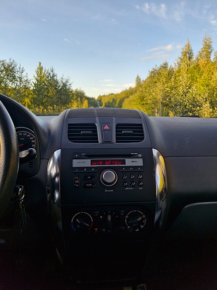 Suzuki SX4 9 of 10