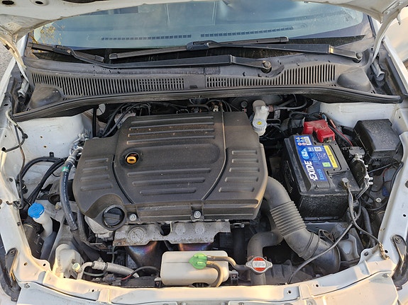 Suzuki SX4 10 of 10
