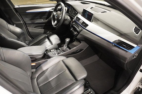 BMW X1 9 of 16