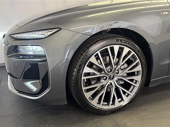 Audi A6 6 of 12