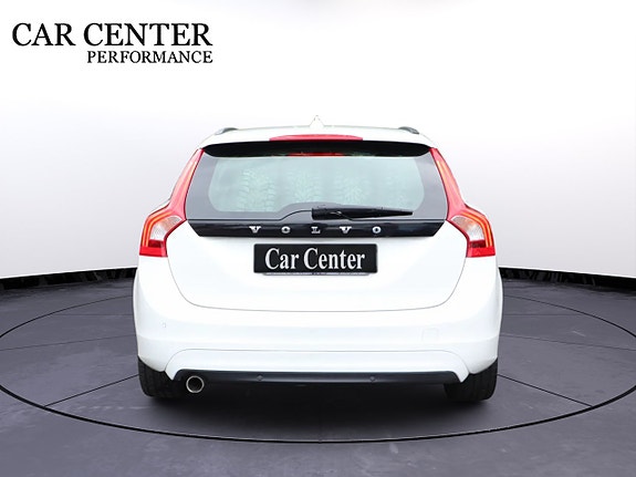 Volvo V60 8 of 20