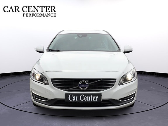 Volvo V60 4 of 20