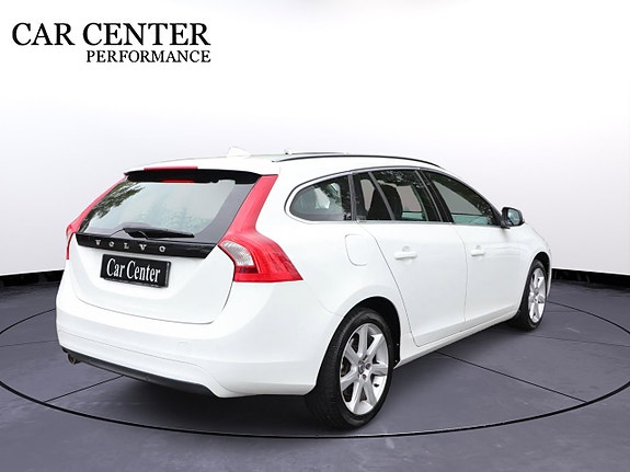 Volvo V60 9 of 20