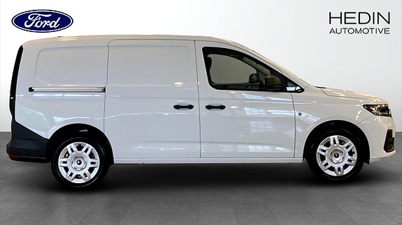 Ford Transit Connect 3 of 12