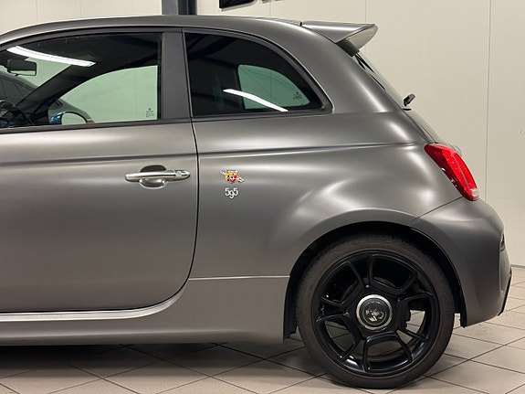Abarth 595 4 of 27