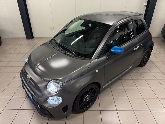 Abarth 595 2 of 27
