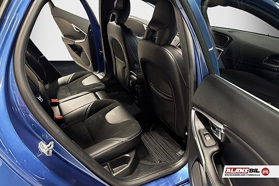 Volvo V40 9 of 10