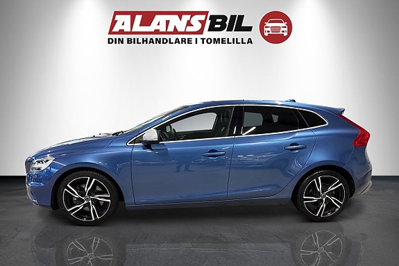 Volvo V40 3 of 10