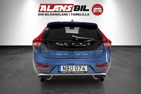 Volvo V40 4 of 10