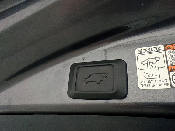 Toyota RAV4 28 of 30