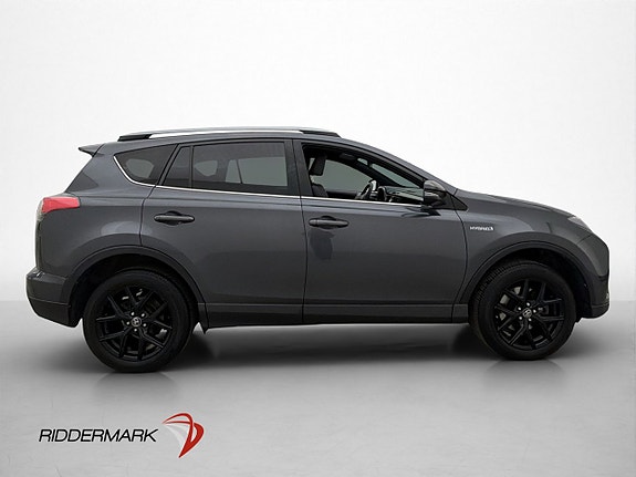 Toyota RAV4 9 of 30