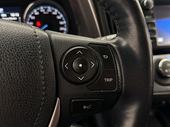 Toyota RAV4 19 of 30