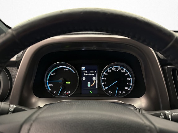 Toyota RAV4 17 of 30