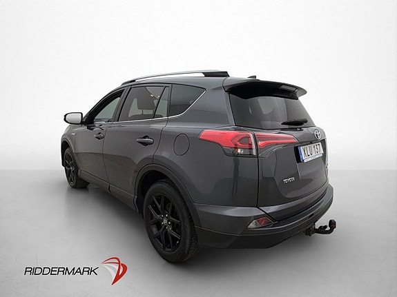Toyota RAV4 6 of 30