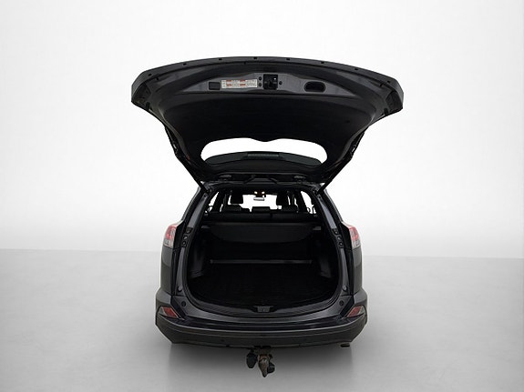 Toyota RAV4 27 of 30