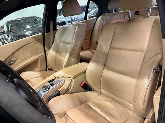 BMW 530Xi 13 of 24