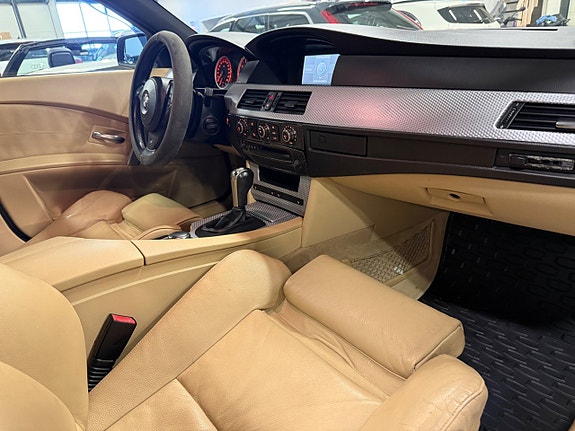 BMW 530Xi 16 of 24