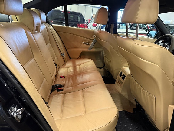 BMW 530Xi 20 of 24