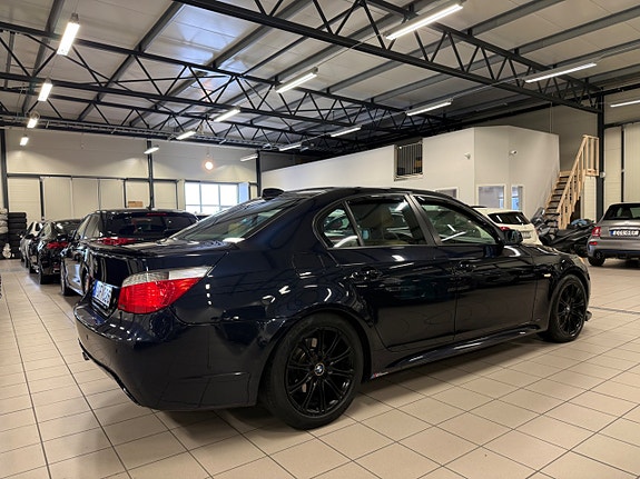 BMW 530Xi 9 of 24